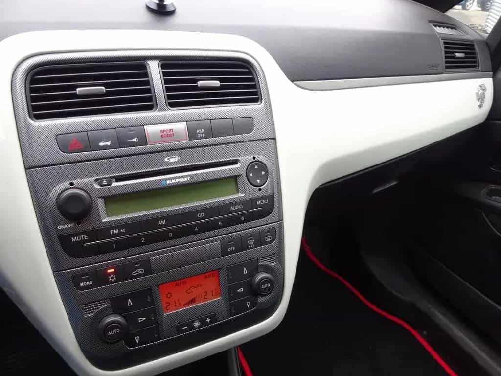 Abarth Punto PUNTO 16V Turbo NUR 56.000KM SAMMLER 03/2010-photo-12
