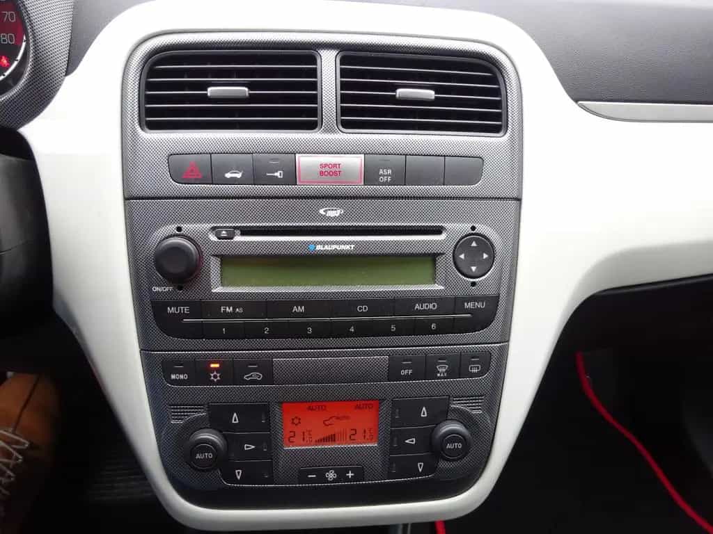 Abarth Punto PUNTO 16V Turbo NUR 56.000KM SAMMLER 03/2010-photo-6