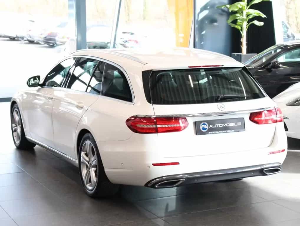 Mercedes-Benz E 350 d T Avantgarde 9G* 360 Kamera*LED.2Hand 07/2017-photo-4