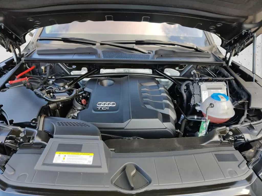 Audi Q5 2.0 TDI design quattro KLIMA LED NAVI ALU 02/2018-photo-18