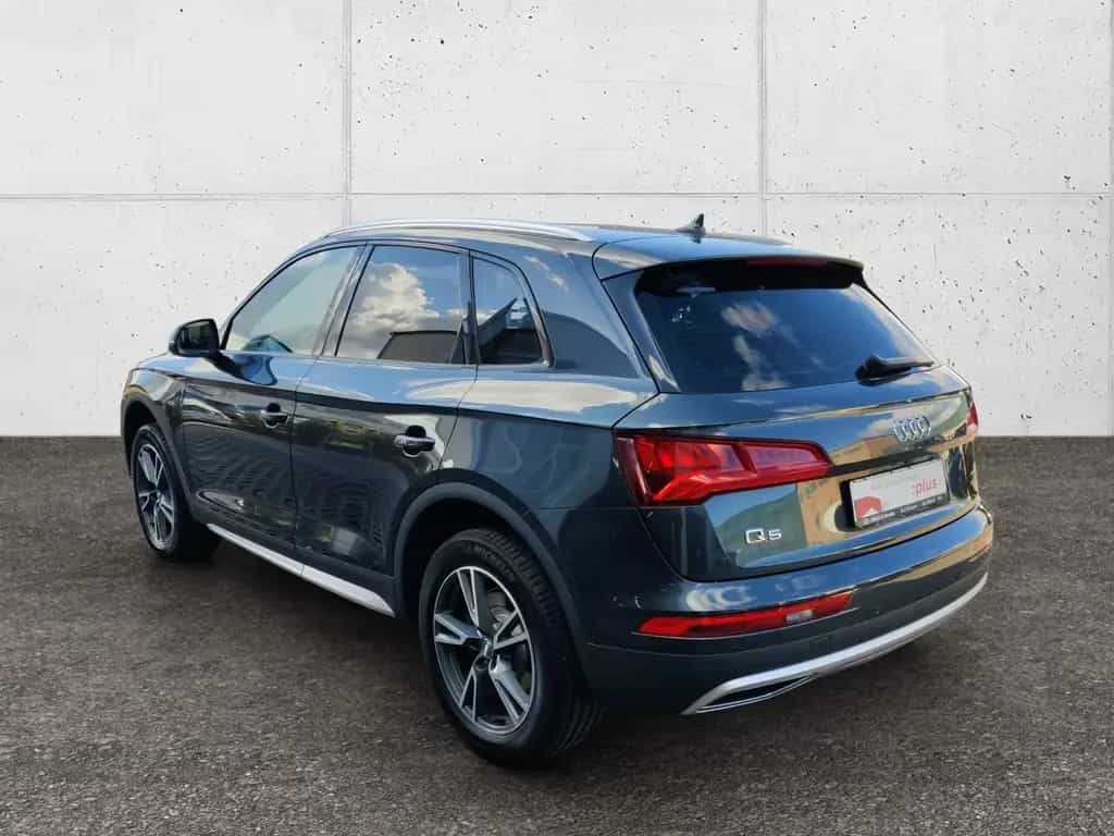 Audi Q5 2.0 TDI design quattro KLIMA LED NAVI ALU 02/2018-photo-3