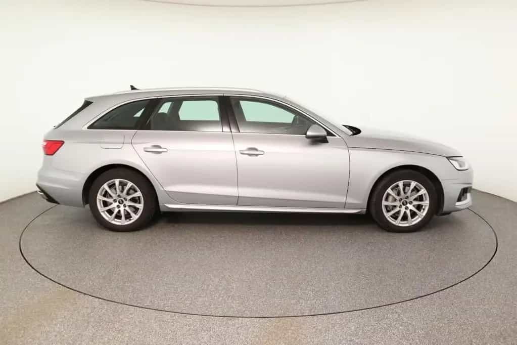 Audi A4 Avant quattro 40 electric/TFSI RFK*PDC*SHZ*NA 02/2023-photo-12