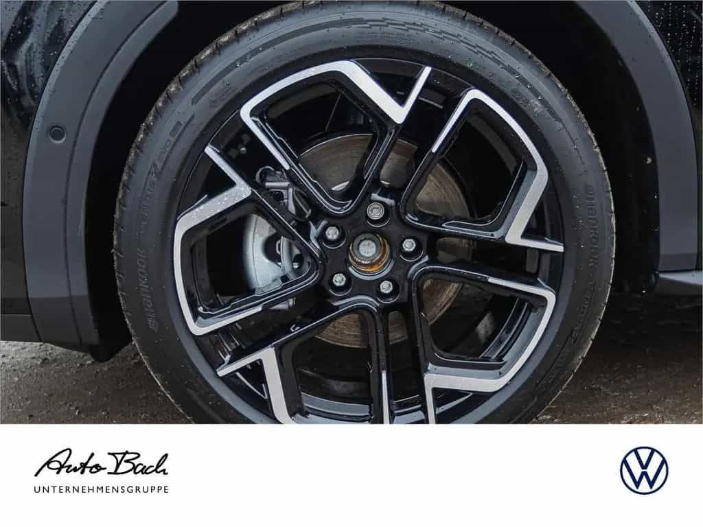 Volkswagen T-Roc R-Line 1.5 l eTSI OPF 110 kW (150 PS) 7-Ga null-photo-5