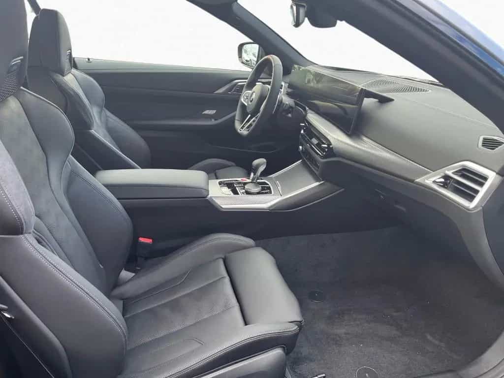 BMW M4 Competition Cabrio M xDrive Innov DrivAssProf null-photo-11