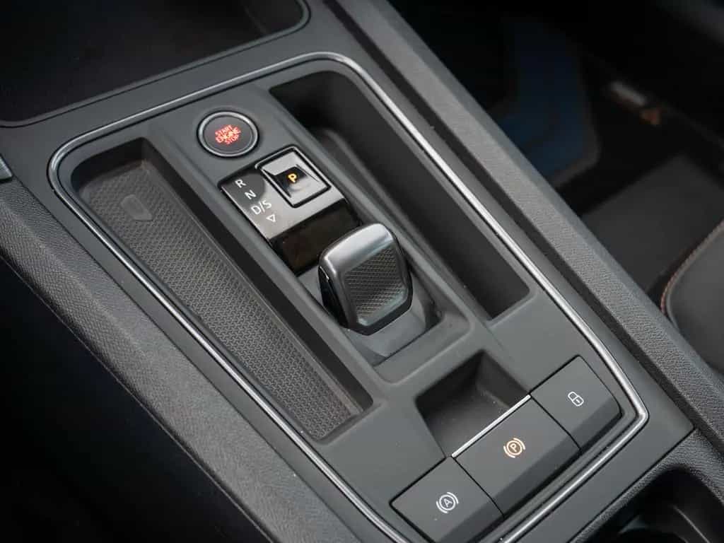 Cupra Leon 1.5 TSI PDC SHZ DCC KAMERA NAVI ACC LED 12/2023-photo-8