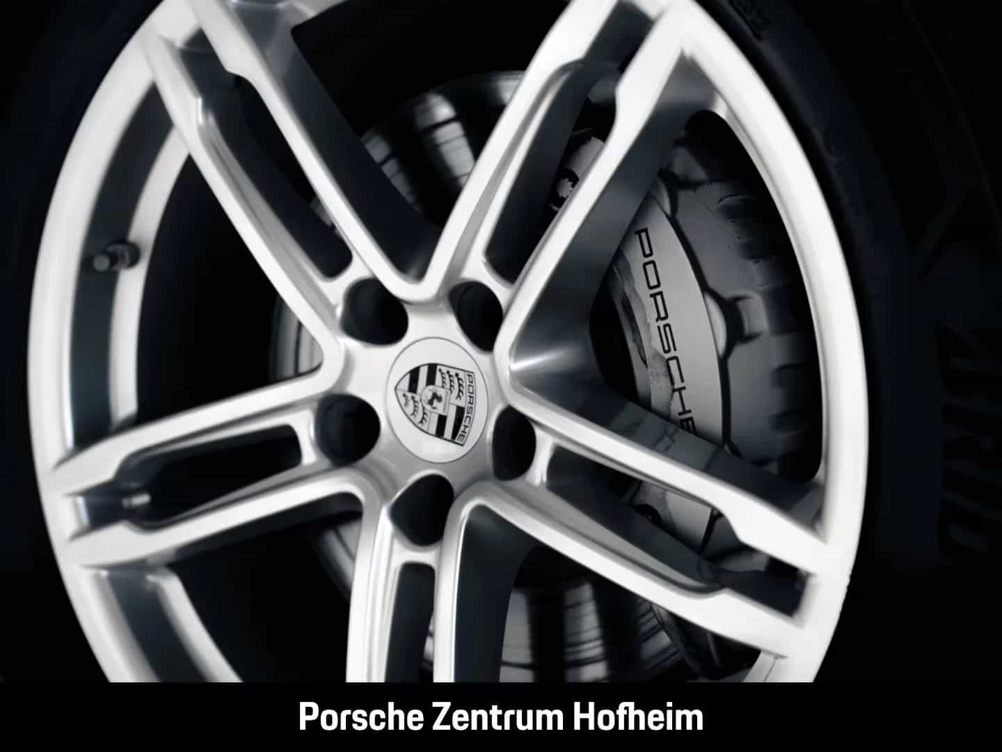 Porsche Macan 01/2017-photo-11