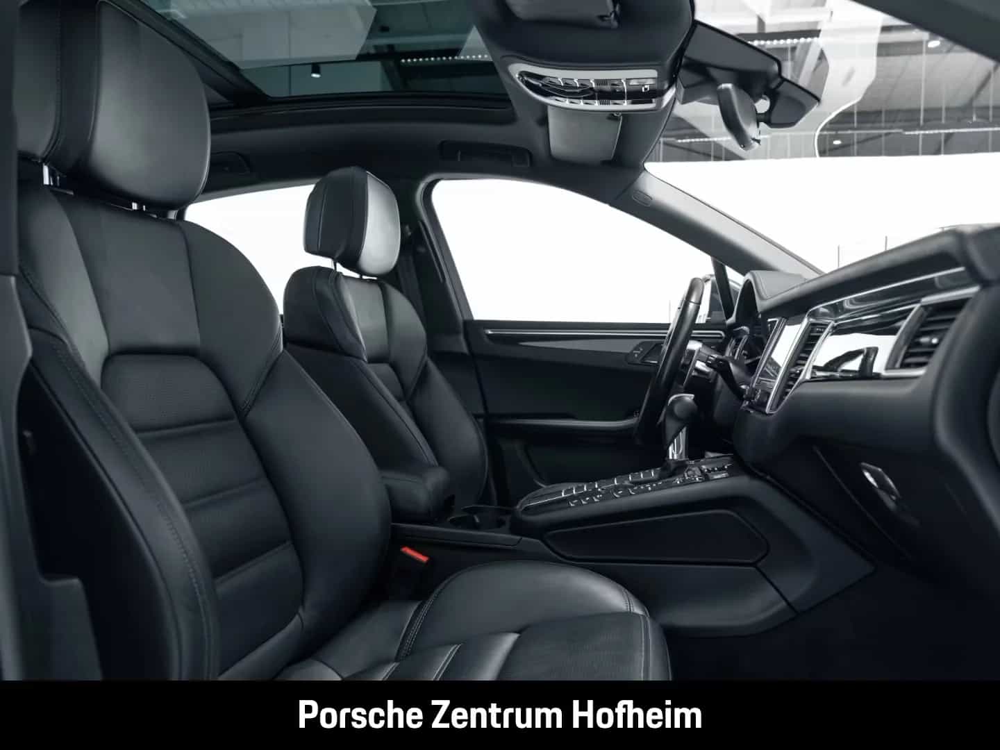 Porsche Macan 01/2017-photo-13