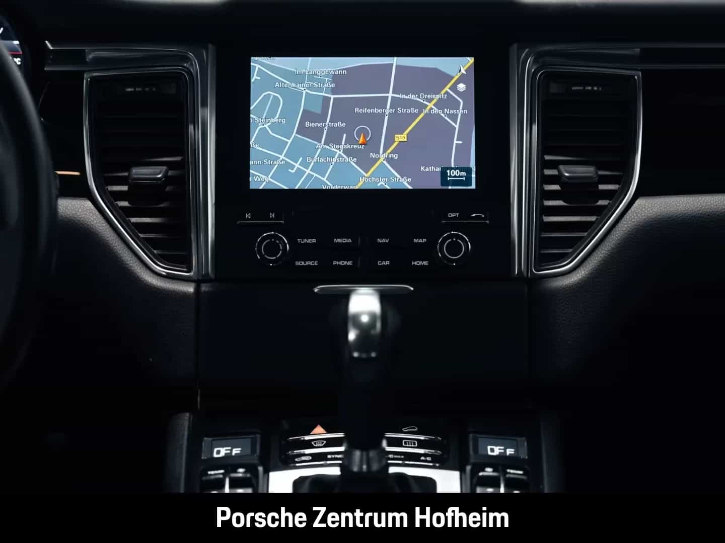 Porsche Macan 01/2017-photo-21