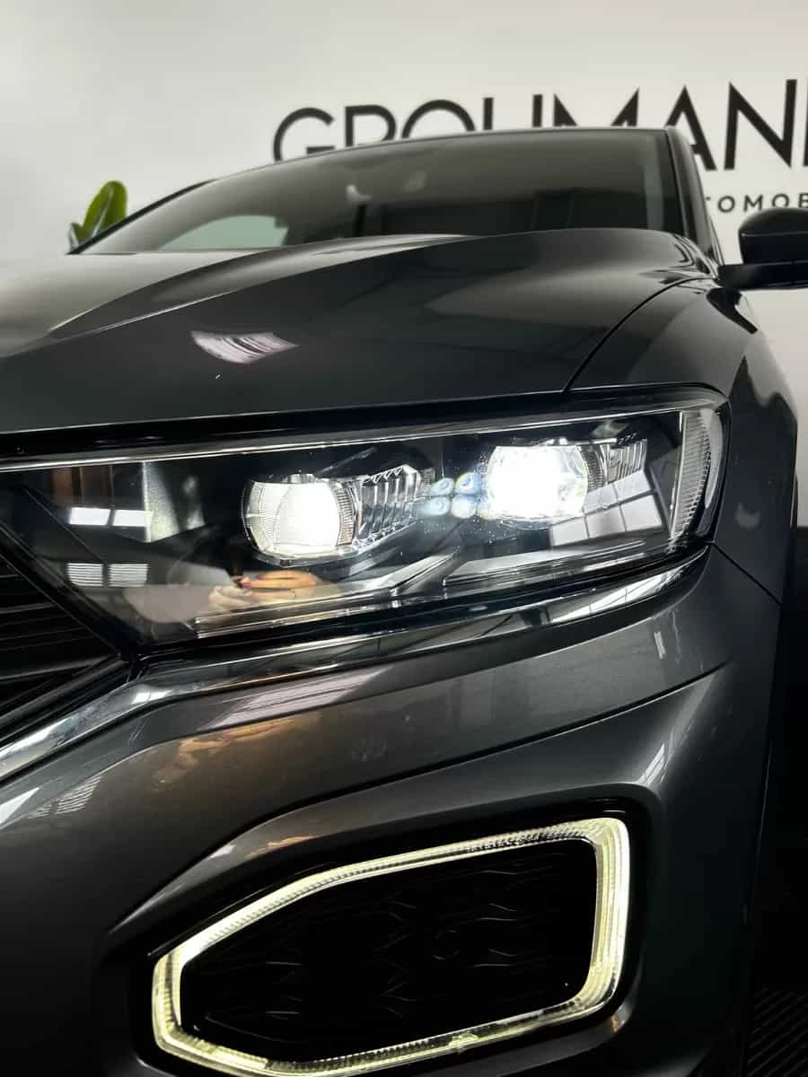 Volkswagen T-Roc 07/2018-photo-3