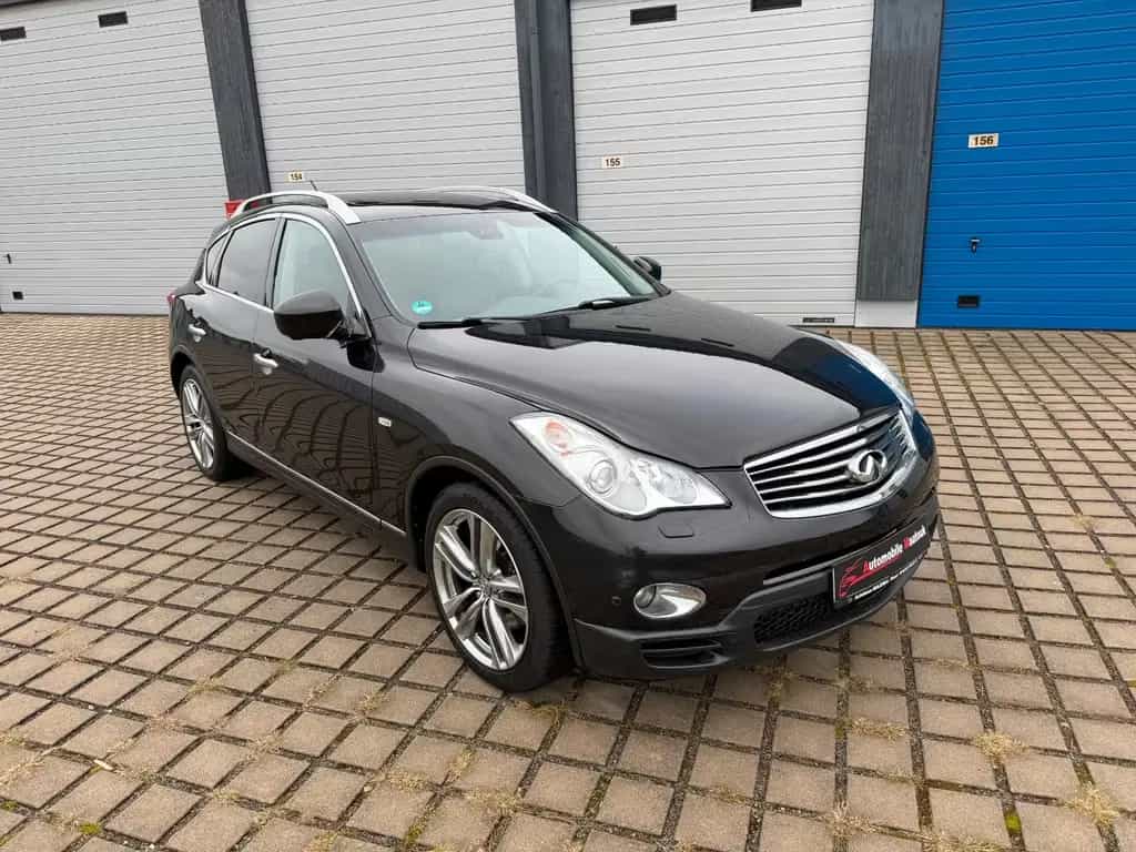 Infiniti EX30 EX EX30d 03/2011-photo-6