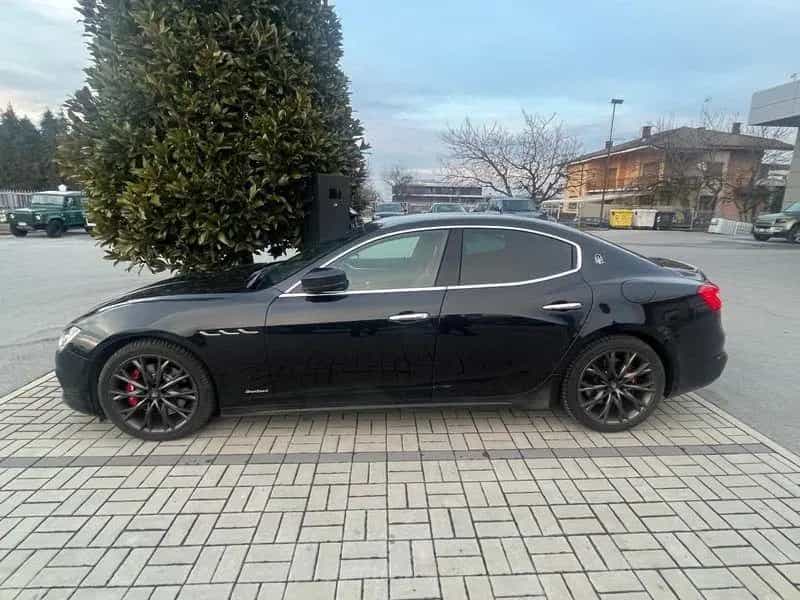 Maserati Ghibli 3.0 V6 430cv S GranLusso Q4 auto 06/2020-photo-2