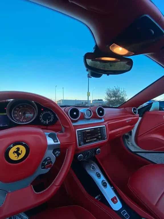 Ferrari California 3.9 V8 T 4-Sitzer - 07/2017-photo-2