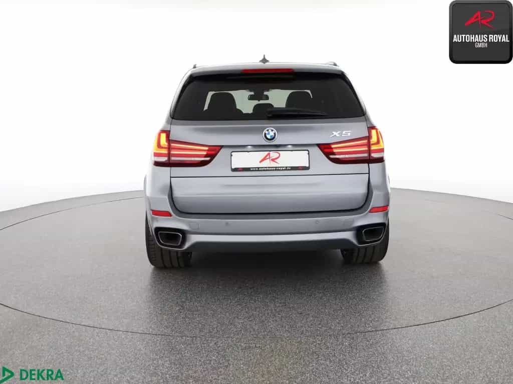 BMW X5 xDrive40d M Sport 7 SITZE STANDHEIZ,21ZOLL,SH 03/2018-photo-3