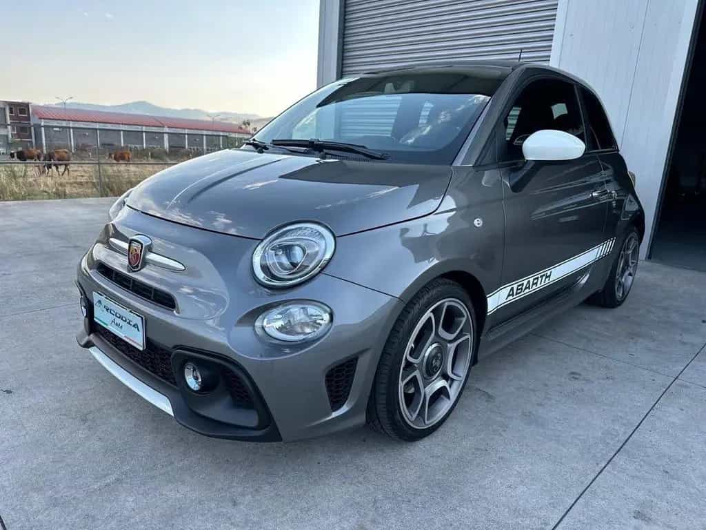 Abarth 595 1.4 Turbo T-Jet 165 CV Turismo 08/2021-photo-4