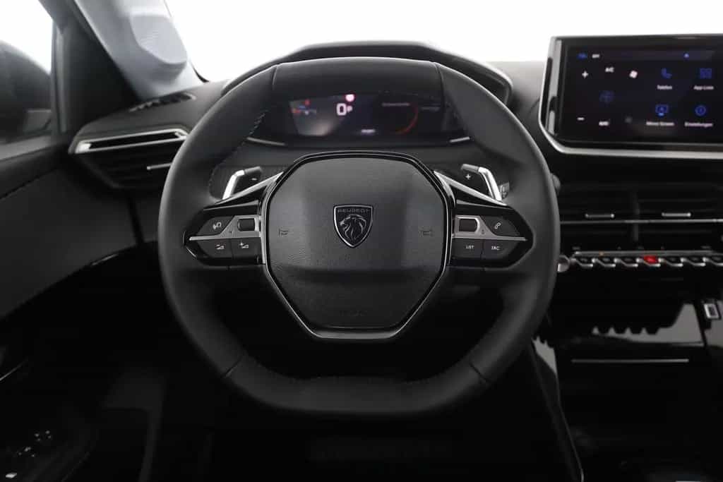 Peugeot 208 1.2 mHEV 110 Aut. LED ACC Sitzheizung 08/2025-photo-13