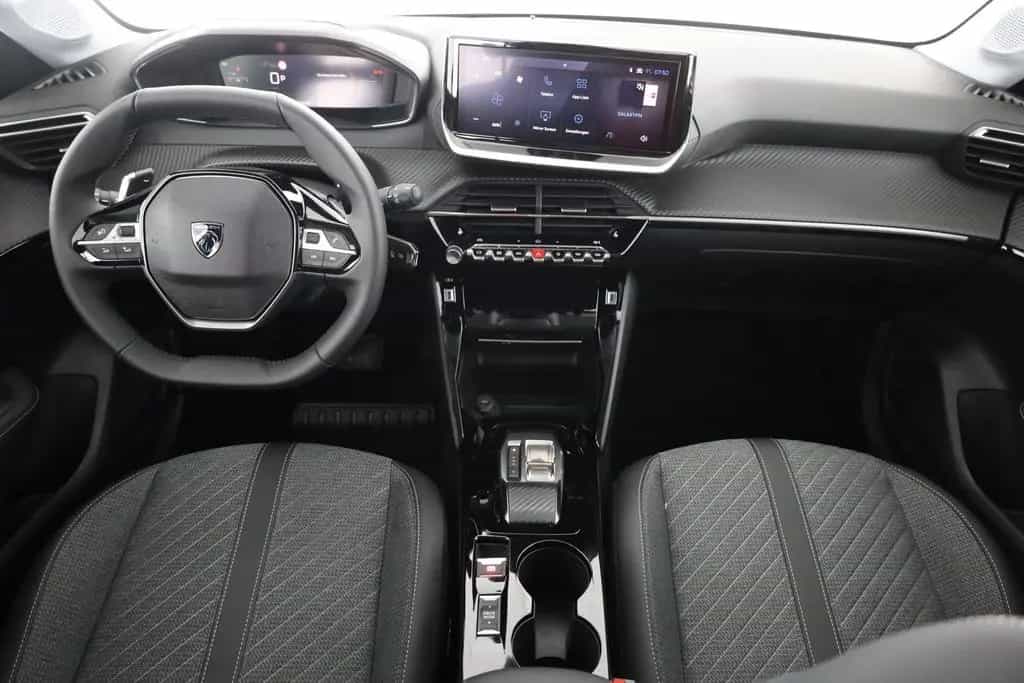 Peugeot 208 1.2 mHEV 110 Aut. LED ACC Sitzheizung 08/2025-photo-7