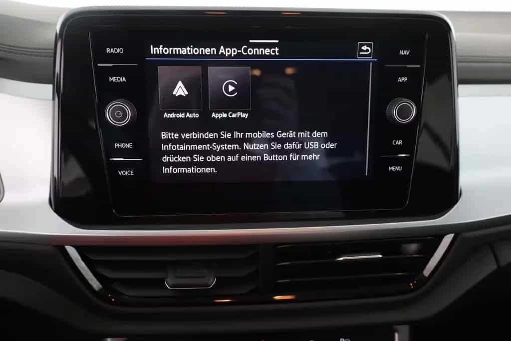 Volkswagen T-Roc 1.5 TSI DSG LED ACC Kamera 04/2025-photo-10