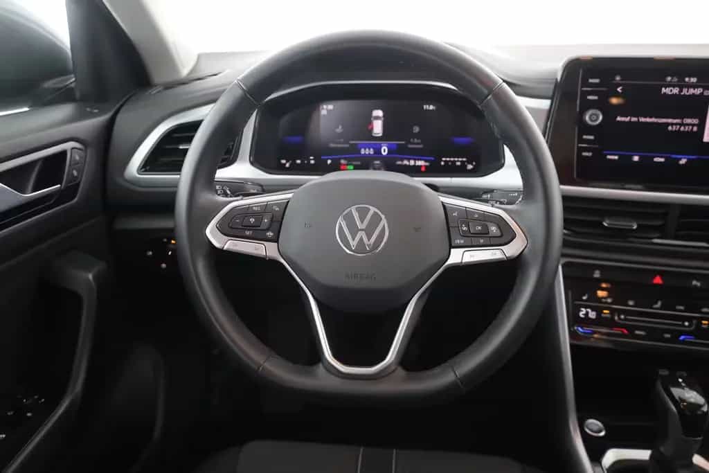 Volkswagen T-Roc 1.5 TSI DSG LED ACC Kamera 04/2025-photo-14