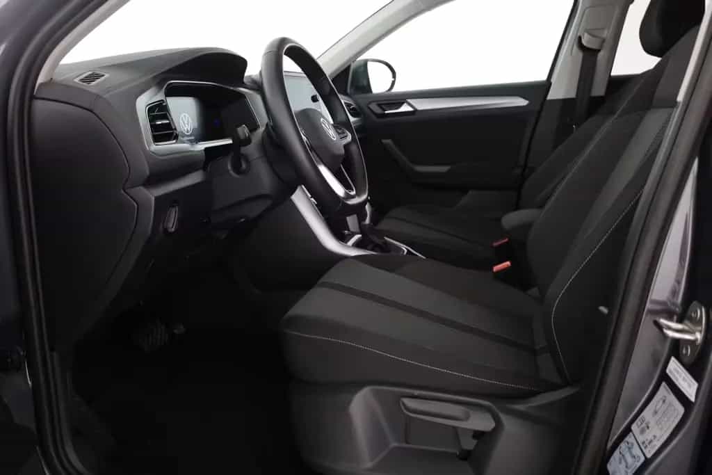 Volkswagen T-Roc 1.5 TSI DSG LED ACC Kamera 04/2025-photo-22