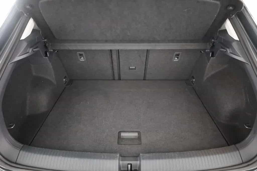 Volkswagen T-Roc 1.5 TSI DSG LED ACC Kamera 04/2025-photo-25