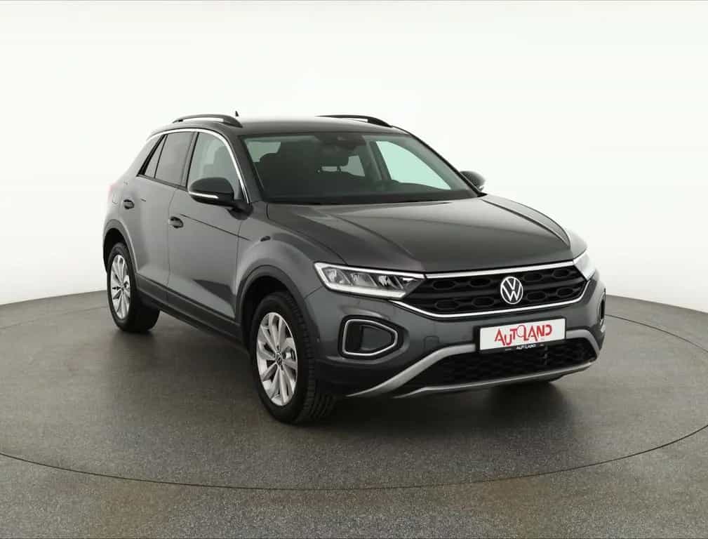 Volkswagen T-Roc 1.5 TSI DSG LED ACC Kamera 04/2025-photo-6
