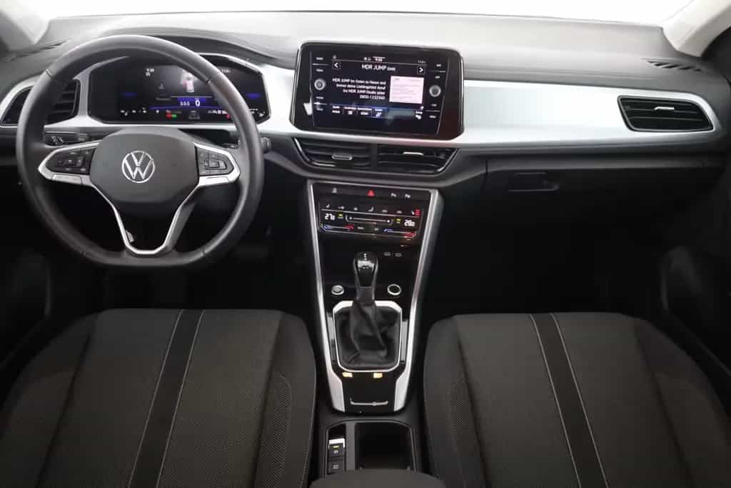 Volkswagen T-Roc 1.5 TSI DSG LED ACC Kamera 04/2025-photo-8