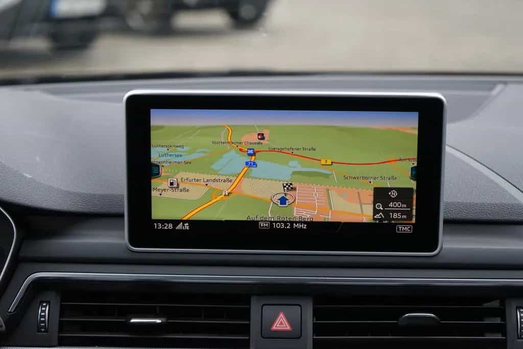 Audi A4 Avant 35 2.0 TDI sport Bi-Xenon Navi Tempomat 11/2018-photo-16