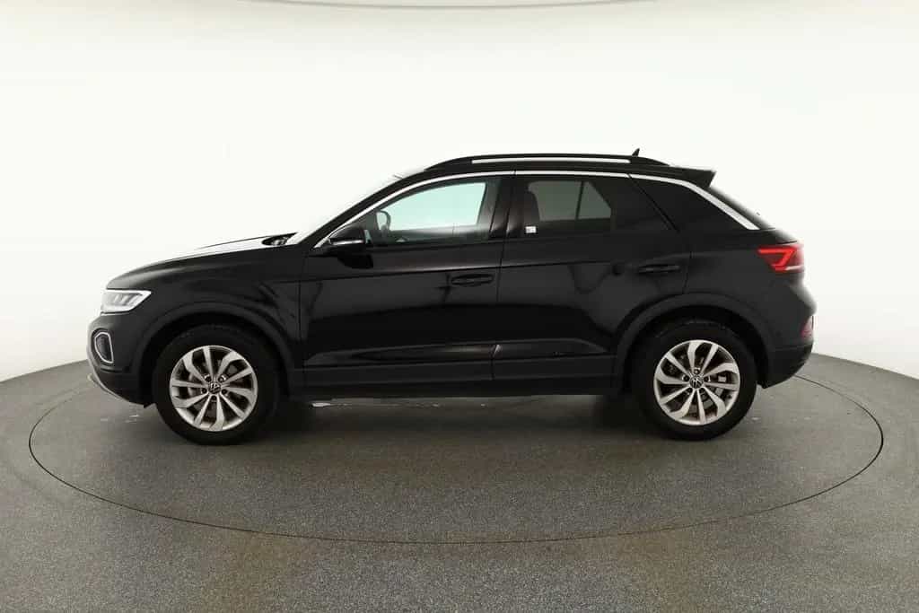 Volkswagen T-Roc 1.5 TSI DSG LED ACC Kamera 04/2025-photo-1