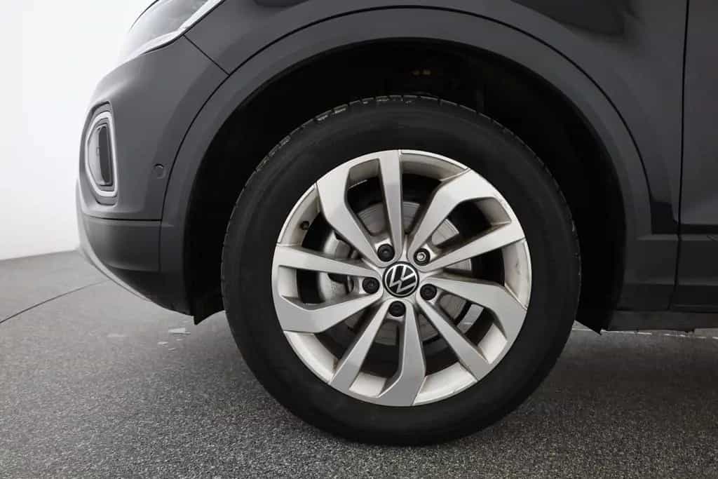 Volkswagen T-Roc 1.5 TSI DSG LED ACC Kamera 04/2025-photo-30