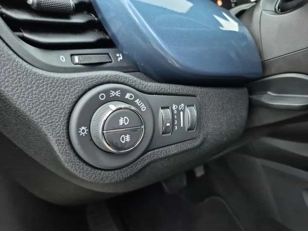 Fiat 500X Cross LED Navi Keyless Automatik ACC PDC 02/2019-photo-20