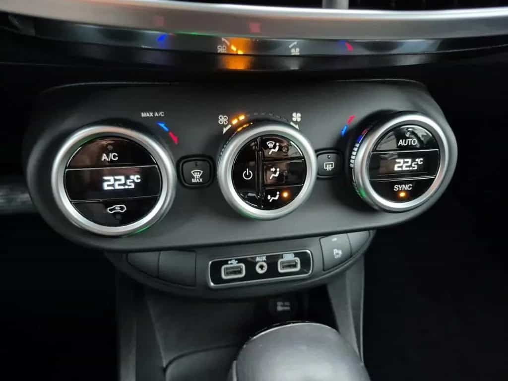 Fiat 500X Cross LED Navi Keyless Automatik ACC PDC 02/2019-photo-23