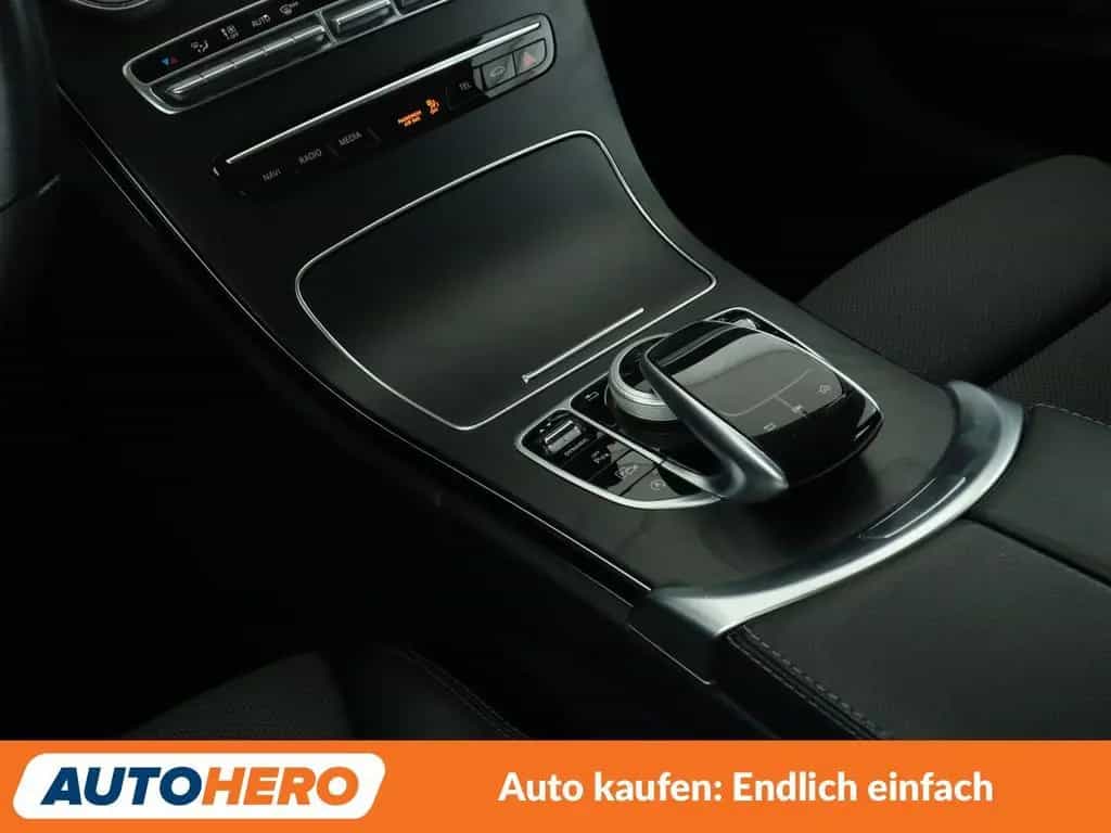 Mercedes-Benz C-Class 180 CGI T Avantgarde Aut.*NAVI*LED*TEMPO*CAM* 12/2018-photo-20