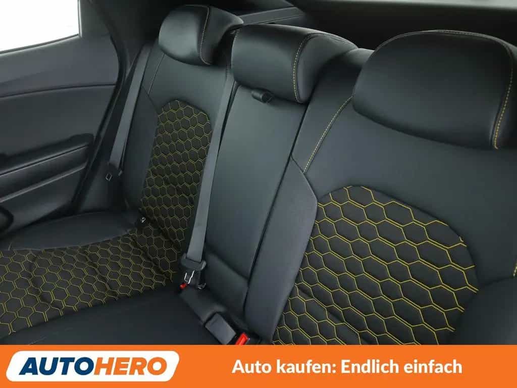 Kia XCeed 1.6 TGDI Black Xdition Aut.*NAVI*CAM*PDC* 01/2022-photo-13