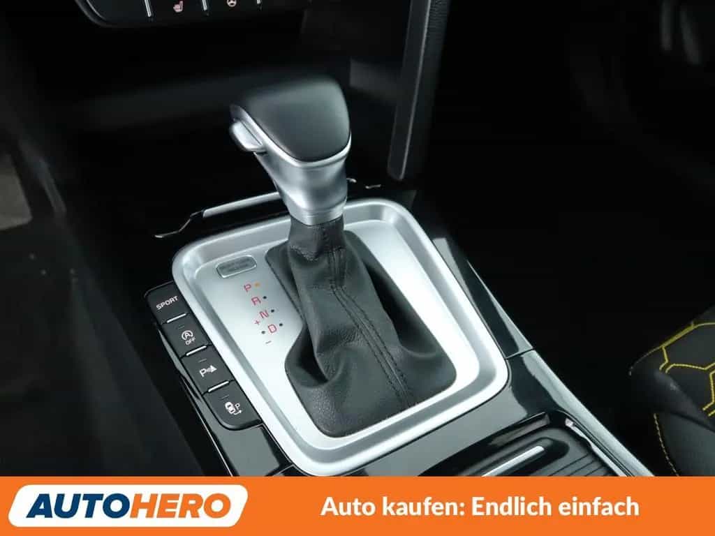Kia XCeed 1.6 TGDI Black Xdition Aut.*NAVI*CAM*PDC* 01/2022-photo-22
