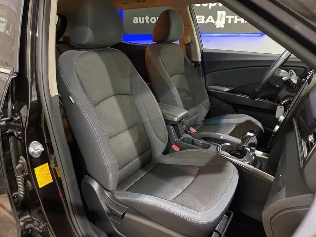 Ssangyong Tivoli 1.5P Quartz+AT+KAM+CarPlay+NAVI 07/2020-photo-21