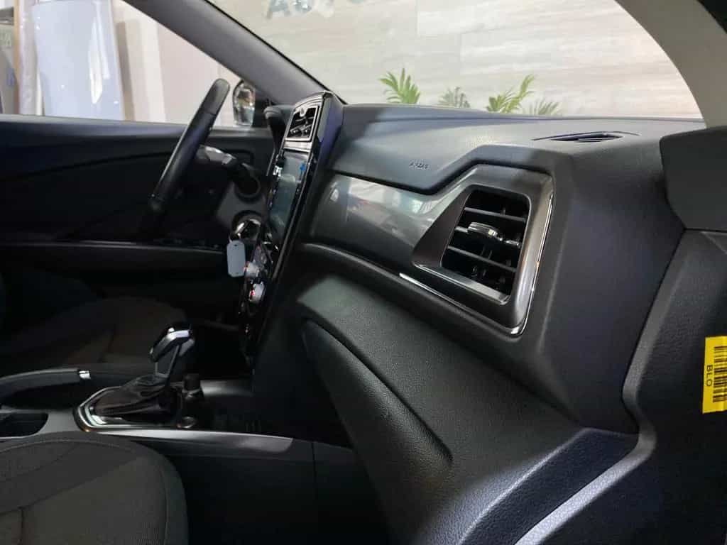 Ssangyong Tivoli 1.5P Quartz+AT+KAM+CarPlay+NAVI 07/2020-photo-40