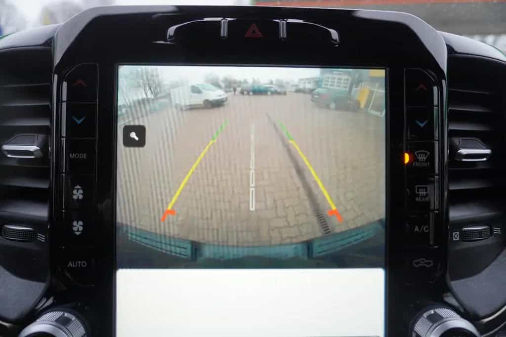 Dodge RAM Sport 4x4 |Black|Navi|Kam|LED|AHK| 07/2022-photo-17
