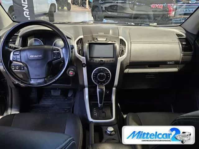 Isuzu D-Max ISUZU D-Max 1.9 Crew Cab Quasar A/T 4WD Clima 09/2020-photo-10