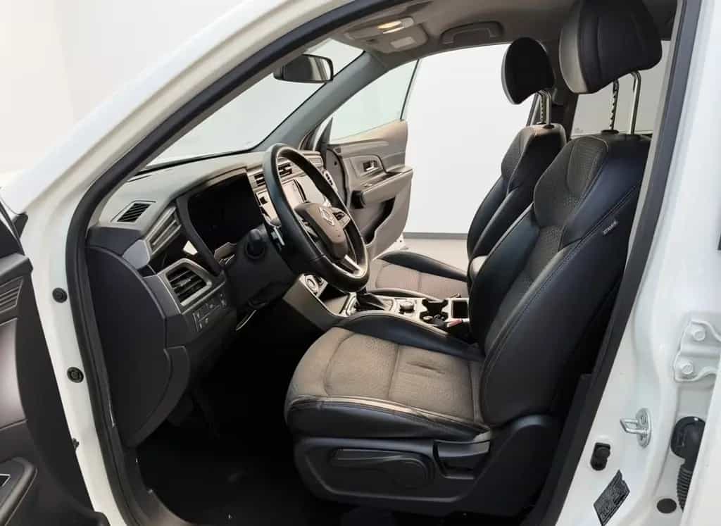 Ssangyong Korando 1.6e-XDi  Saph.  Autom 2000 kg TUV  Neu 05/2022-photo-10