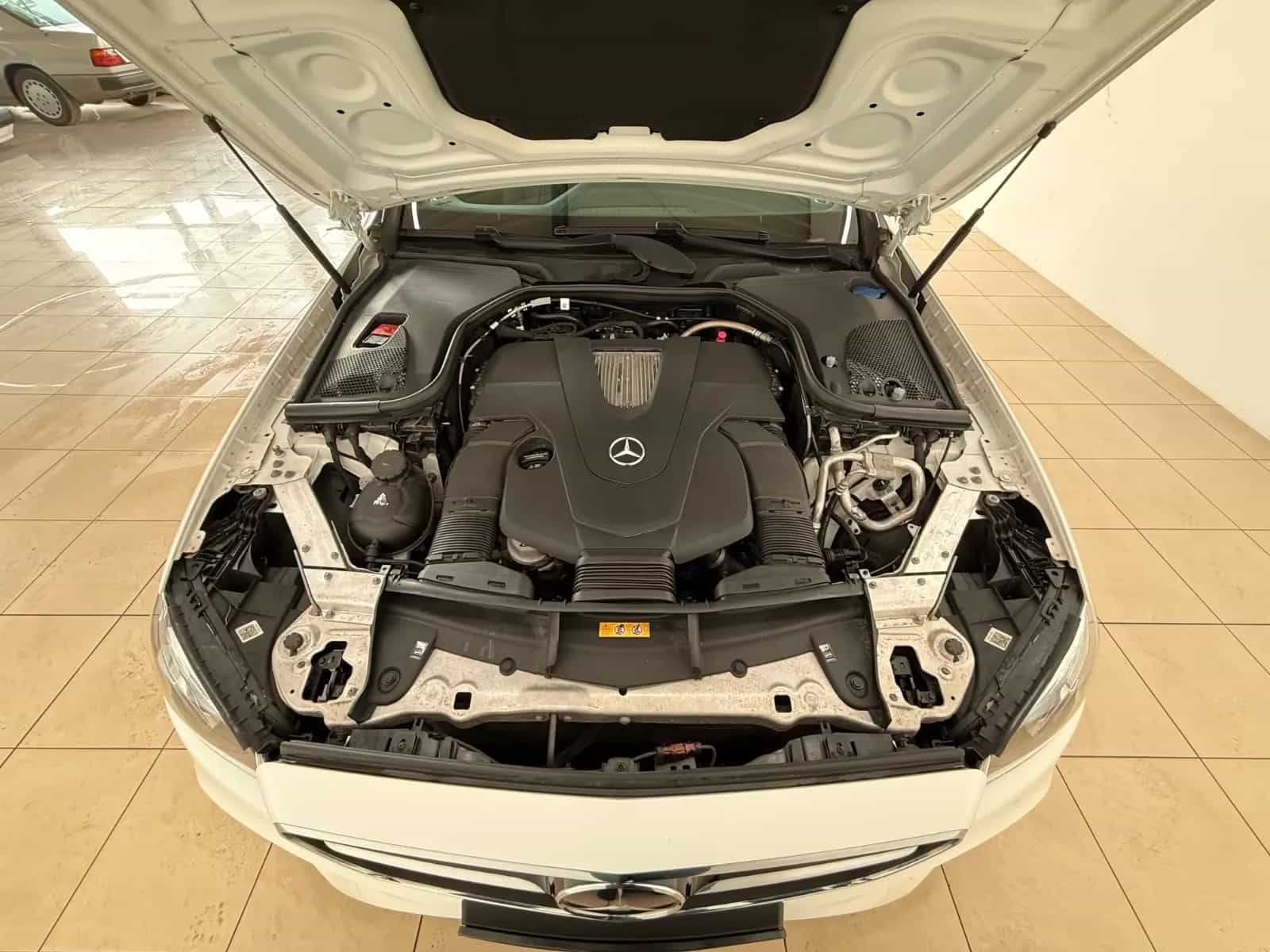Mercedes-Benz E-Class 450 03/2019-photo-16