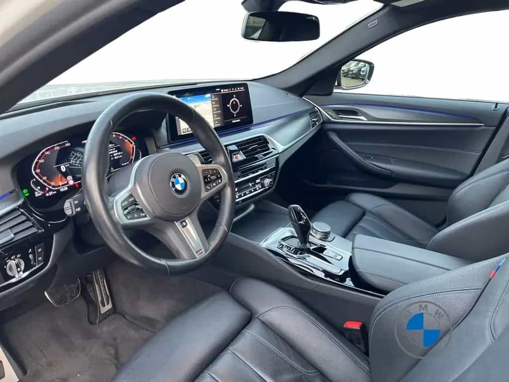 BMW 5 Series 520d Lim M Sport 19" HUD Lenkradhzg. Laserlicht 12/2021-photo-10