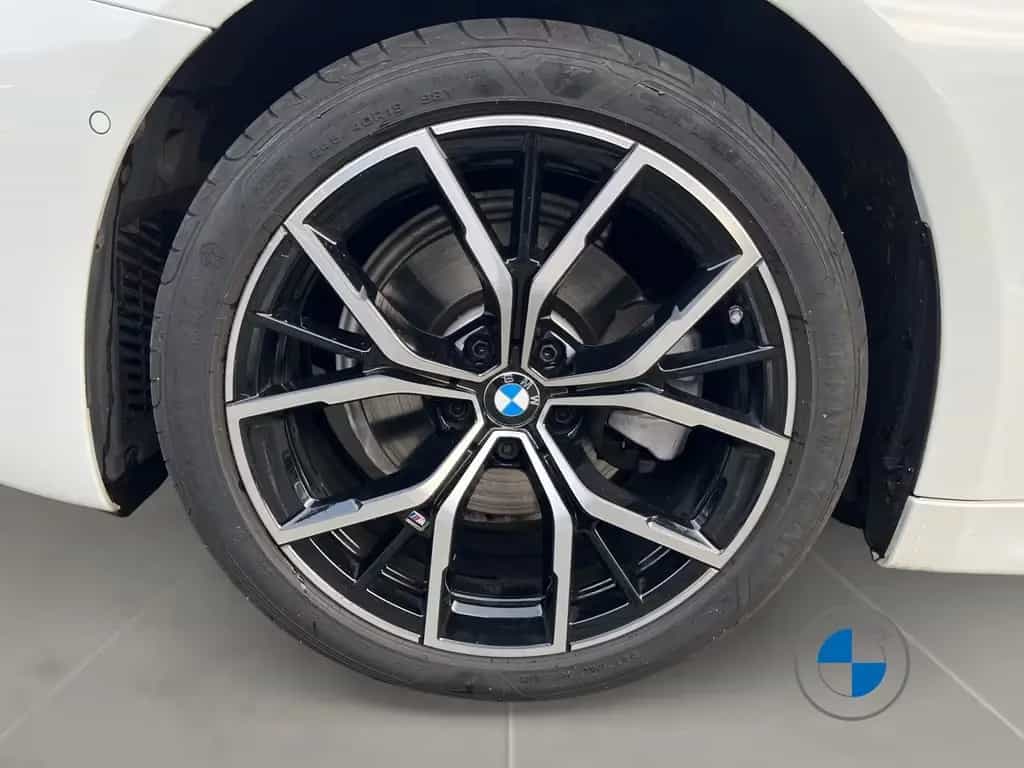 BMW 5 Series 520d Lim M Sport 19" HUD Lenkradhzg. Laserlicht 12/2021-photo-7