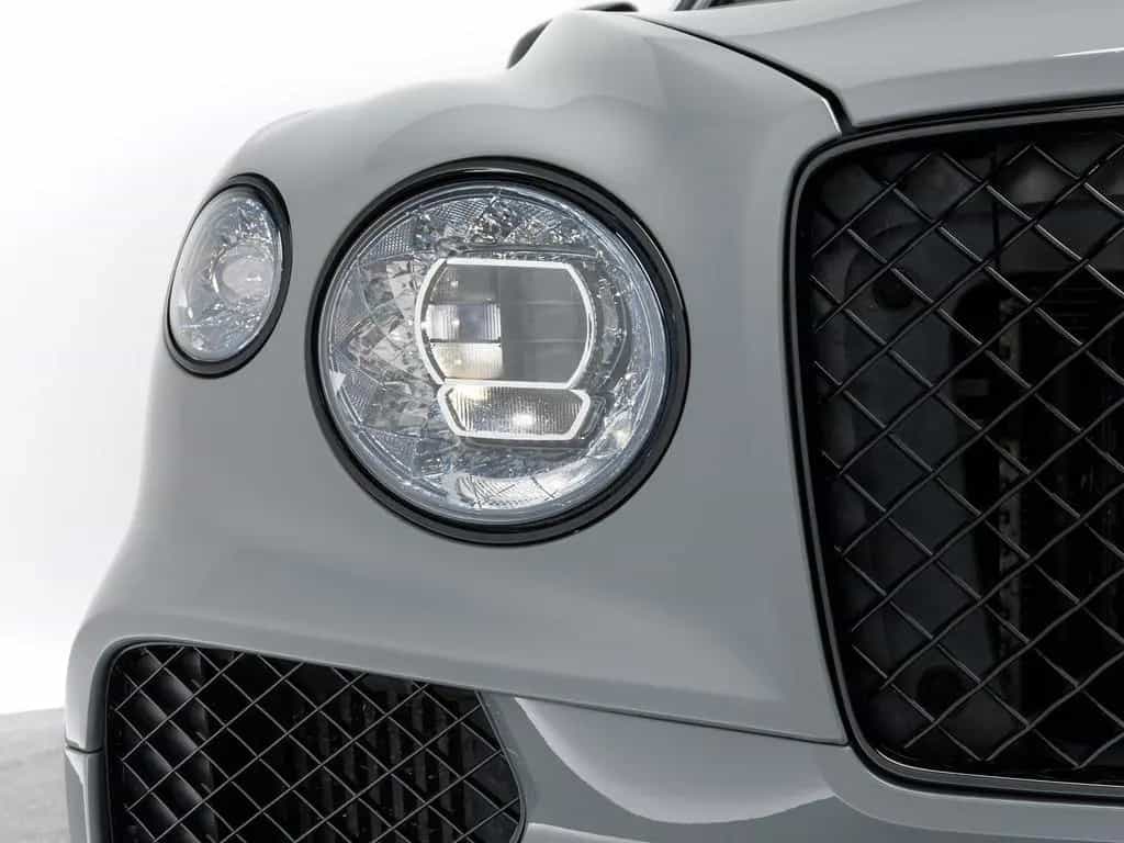 Bentley Bentayga S V8 / Mandarin - Lederfarbe 02/2024-photo-28