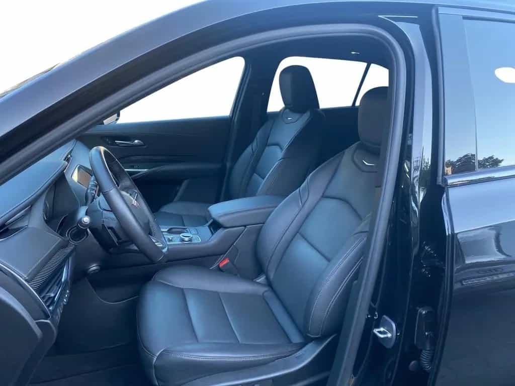 Cadillac XT4 2.0 T Sport AWD Massagesitze+Navi+BOSE 09/2023-photo-17