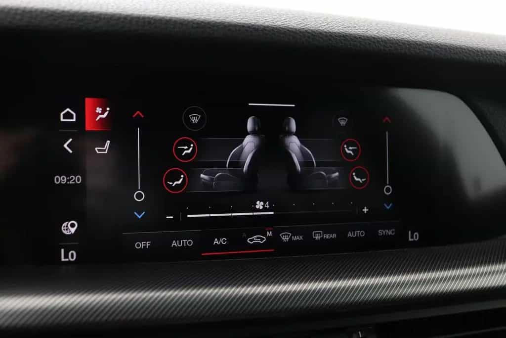 Alfa Romeo Stelvio 2.2 JTD AWD Veloce | Aut | Leder | kamer 04/2022-photo-23