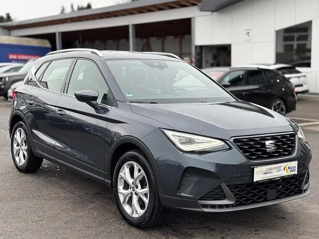 Seat Arona FR | LED | CARPLAY| AHK| ASSIST| 09/2022-photo-1
