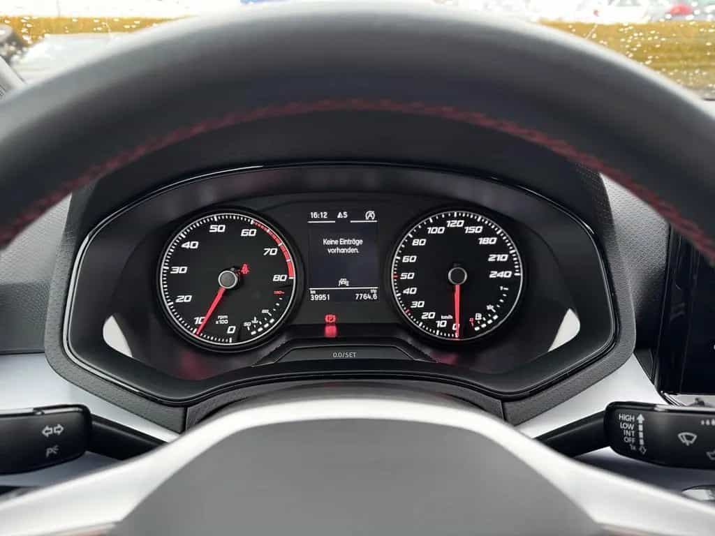 Seat Arona FR | LED | CARPLAY| AHK| ASSIST| 09/2022-photo-13