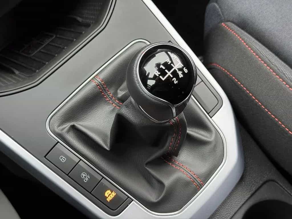 Seat Arona FR | LED | CARPLAY| AHK| ASSIST| 09/2022-photo-24