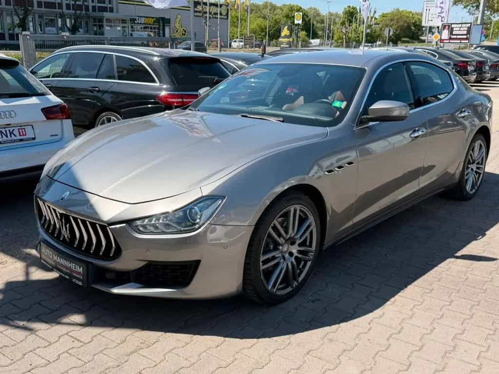 Maserati Ghibli 3.0 V6 350HP GranLusso VOLLEDER*20ZLL*NAV 07/2018-photo-1