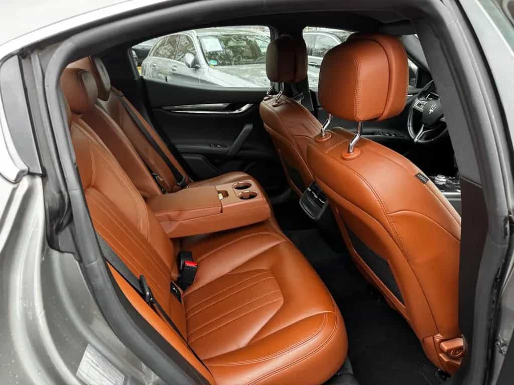 Maserati Ghibli 3.0 V6 350HP GranLusso VOLLEDER*20ZLL*NAV 07/2018-photo-17